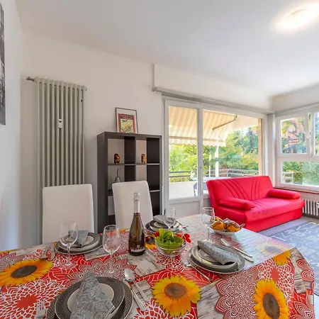 - Happy Apartment